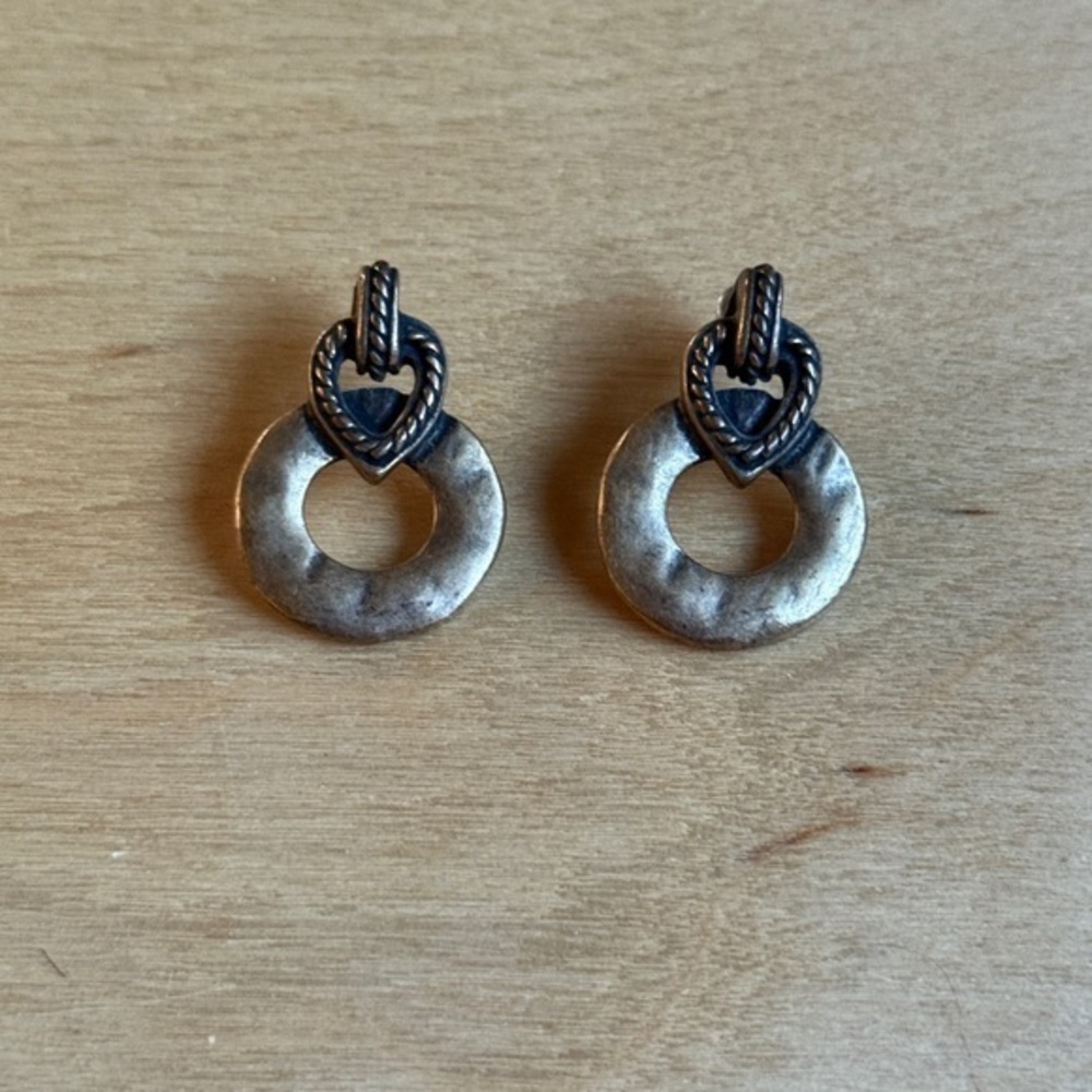 Chico’s Heart Earrings NWT